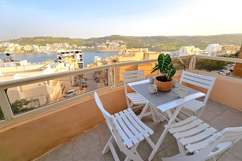 Waveside Apartment St. Paul's Bay Exterior foto